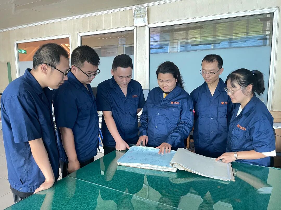 1760495084924796.jpg 1760495084924796.jpg